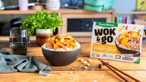 Wok & Go - Poulet & Riz, Curry Coco, Légumes, Cacahuètes Fleury Michon