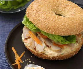 Recette bagel au poulet légumes et fromage frais Fleury Michon 